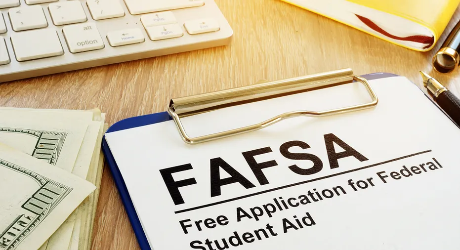​Let's Talk about how to Earn Money! Senior Parent's FAFSA Night